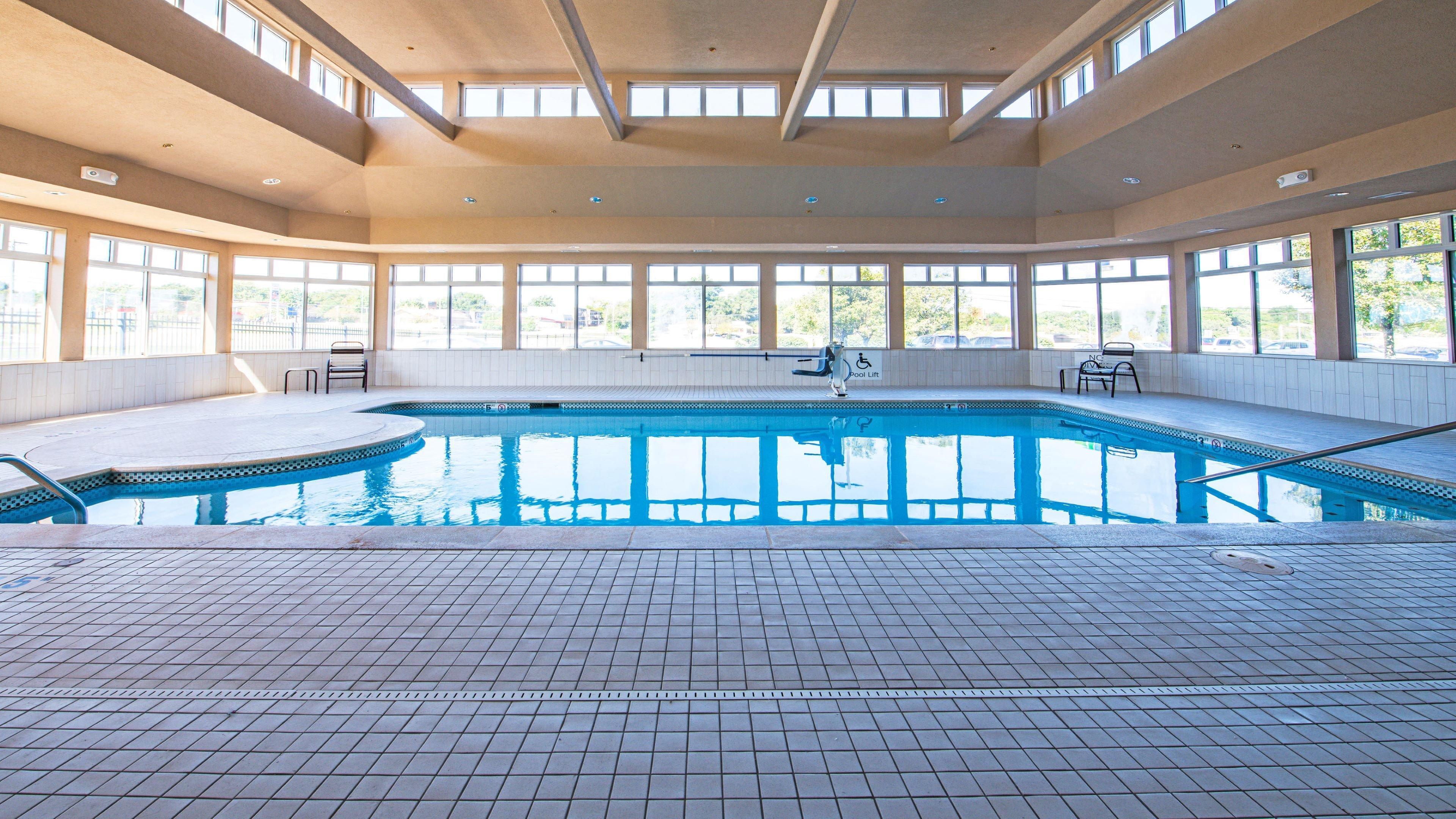 Holiday Inn Express Hotel & Suites Kansas City - Grandview By Ihg Kültér fotó